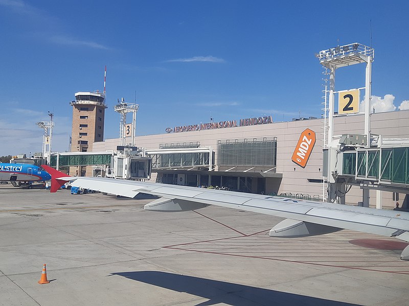 Aeropuerto Internacional El Plumerillo - Mendoza